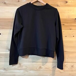 Avia black thumb hole sleeve sweatshirt